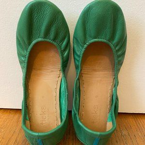 Clover Green Tieks Size 9